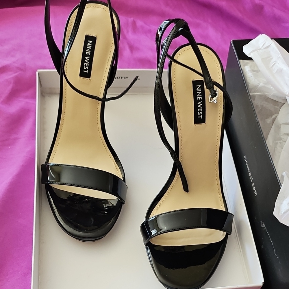 Nine West Black Strappy Sandals